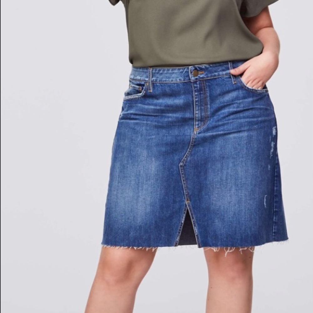 Loft Front Slit Denim Mini Skirt Size 2 Petite